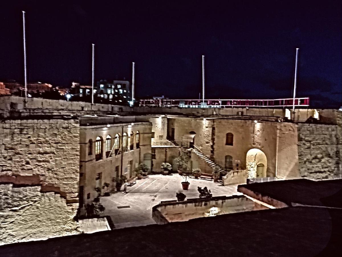 Kharmen A 1565S House With Seaviews Appartement Birgu Buitenkant foto